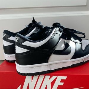 Nike Dunk Low Pandas